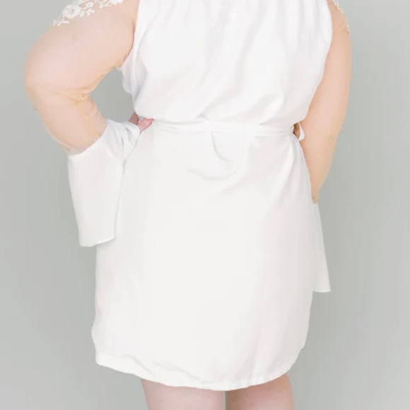 NWT Beautiful Bridal robe by Robed With Love - Hildy Rose size 1X white - Picture 4 of 16